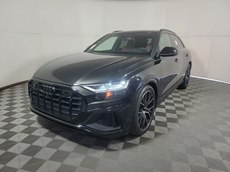 Audi SQ8  4  
