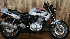 Honda CB naked bike 0.5