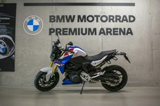 BMW F sportowy 0.9