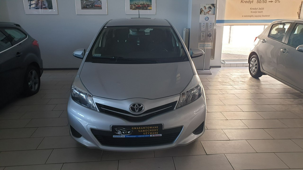 Kwiatkowski Sp. z o. o. Toyota Yaris 1.4 2014r 29 900zł