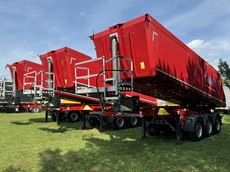 Schmitz Cargobull 33m waga: 5700kg Ład.: 30300kg g