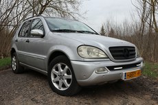 Mercedes ML 270  2.7  