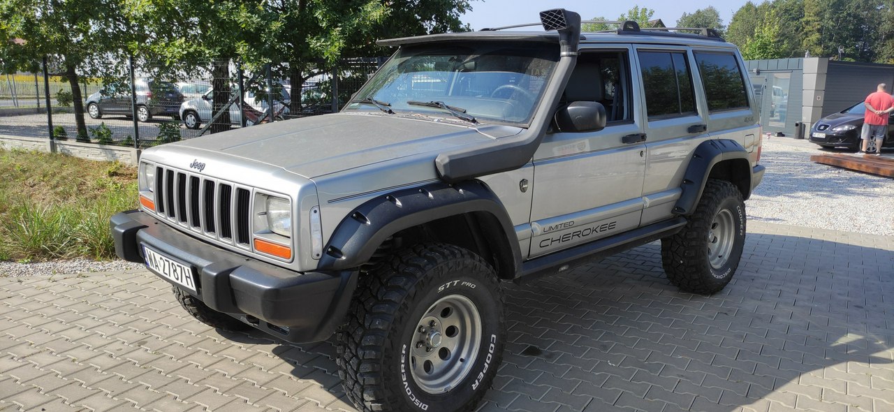 Jeep Cherokee